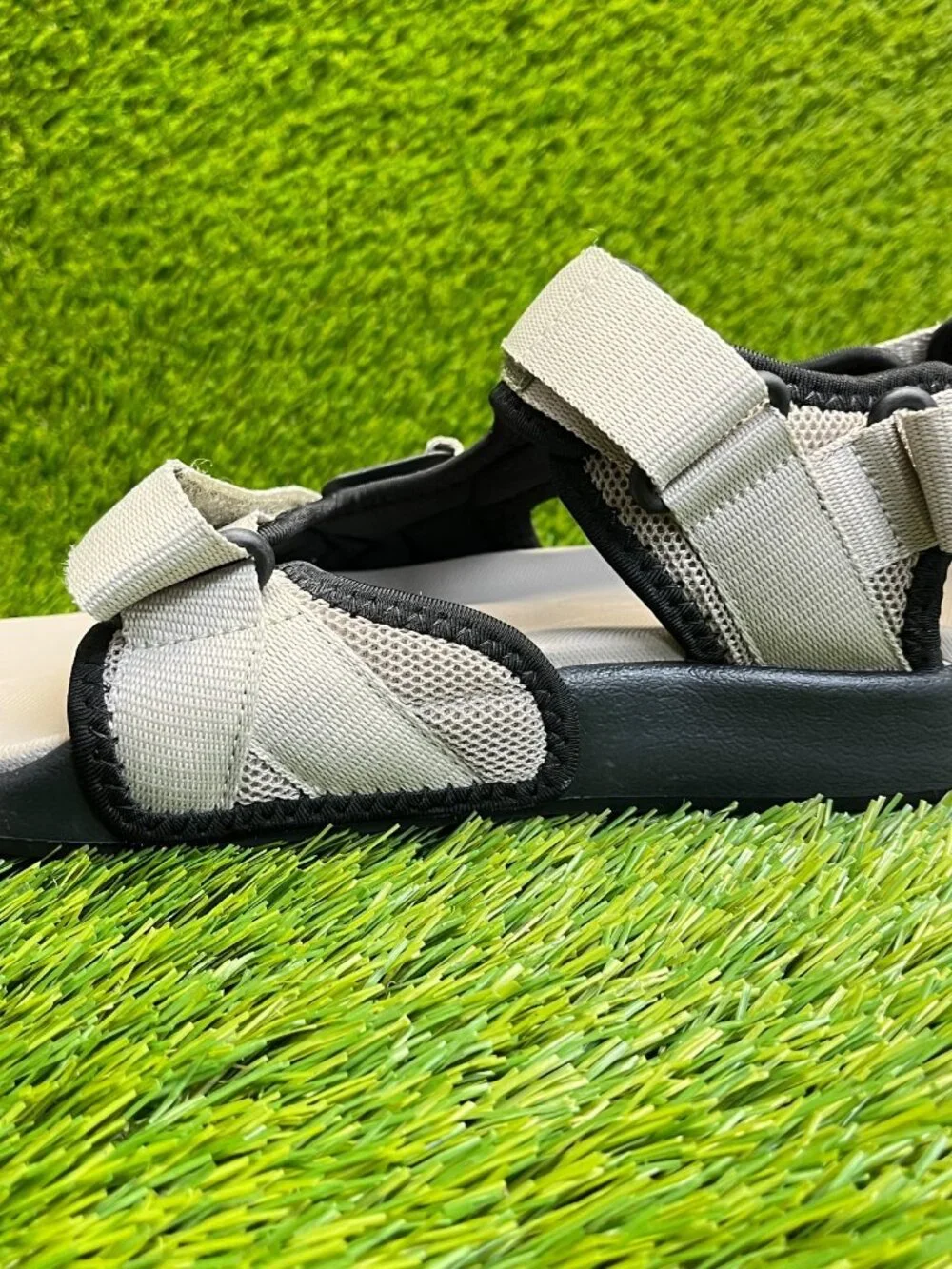 Skechers Sport Gambix 2.0 Mens Size‎ 7 Taupe Black Beach Outdoor Sandals Shoes